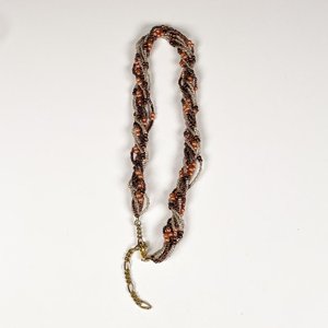 Lote anterior: Collar de Dama con Mostacillas y Cadena Dorada