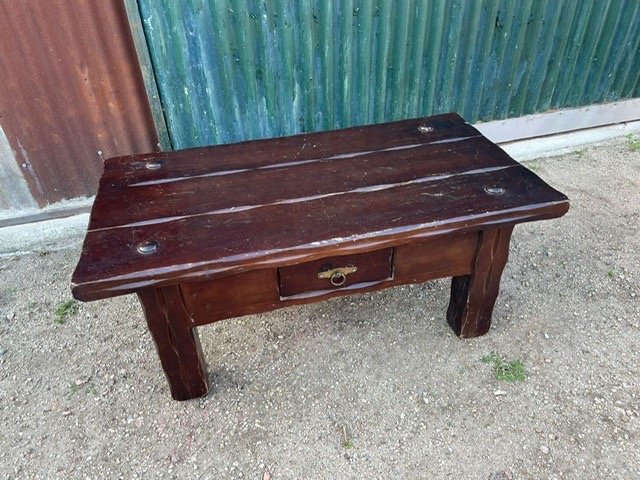 Mesa ratona de madera con diseño simple - imagen 3