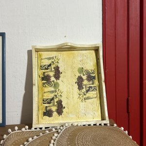 Lote anterior: Bandeja Decorativa con Juego de Individuales