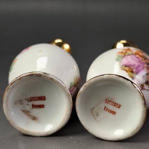 Lote de 5 Piezas de Porcelana Fina: Jarritas Limoges, Florerito Alemán, Calderita y Figura Schmidt - imagen 9