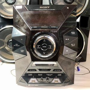 Equipo de Audio Sony HCD-GPX88 con Bluetooth y 4 Parlantes - imagen 4