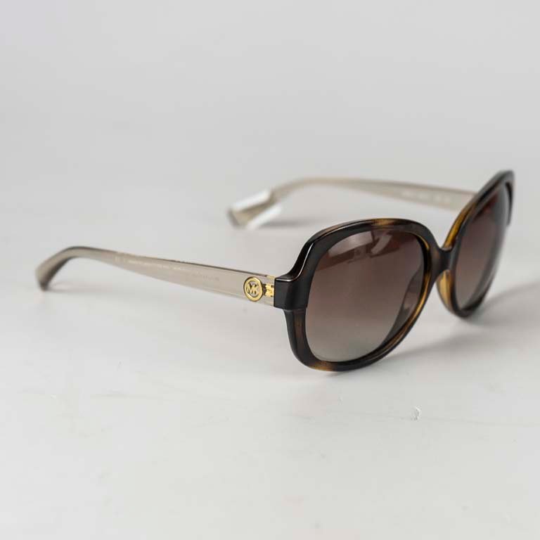 Par de lentes de sol Michael Kors con detalles mínimos - imagen 2