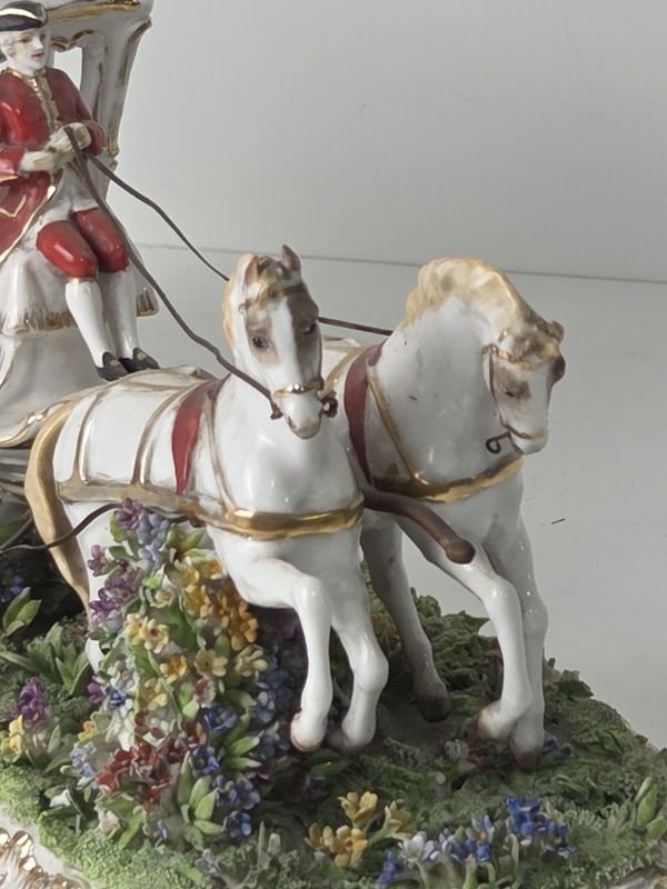 Pieza de porcelana policromada de Luigi Fabris, siglo XX - imagen 5