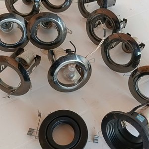 Lote siguiente: Lote de Accesorios para Luces Empotradas Usados