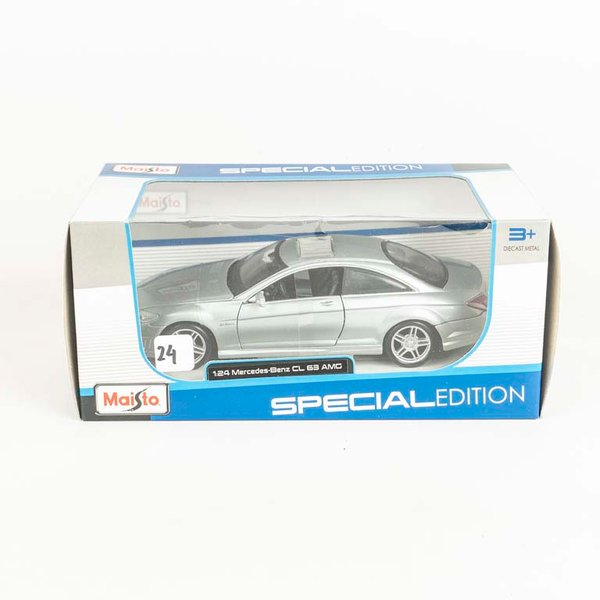 Auto Mercedes - Benz CL 63 AMG escala 1/24 colección Maisto en su caja original. - imagen 1