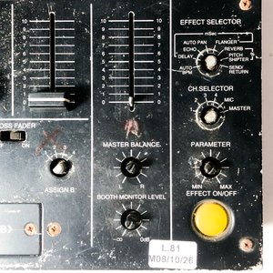 Consola de Audio DJ Pioneer DJM-500 Profesional Funcionando - imagen 4