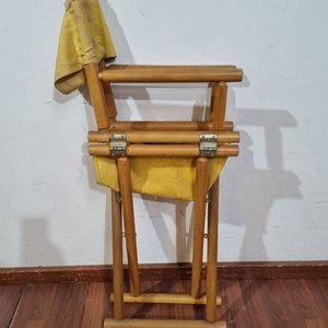 L 509 - Practica silla de director plegable con estructura en madera y asiento/respaldo de lona (Medidas 52x41x85cm) - imagen 5