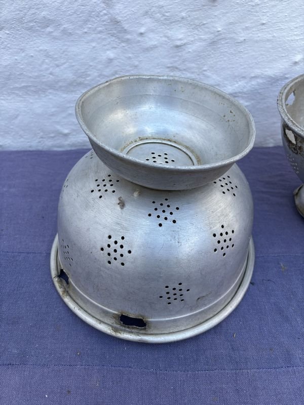 Set de 2 coladores de cocina antiguos - imagen 2