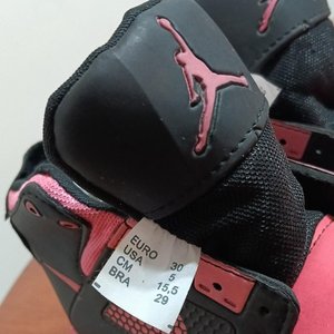 Championes Nike Jordan para Niños - Talle 29 (BRA) - imagen 4