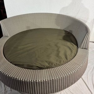 Gran Camastro Redondo de Ratan Sintético para 2 Plazas con Colchonetas y Almohadones - imagen 4