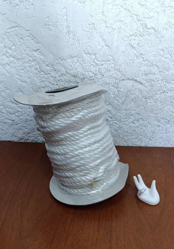 Lote siguiente: Bobina Cuerda 10 mm - Accesorio de Ropa