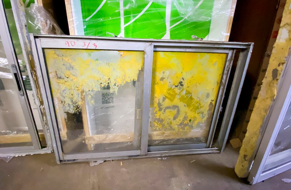 Lote anterior: Ventana de aluminio y vidrio corrediza