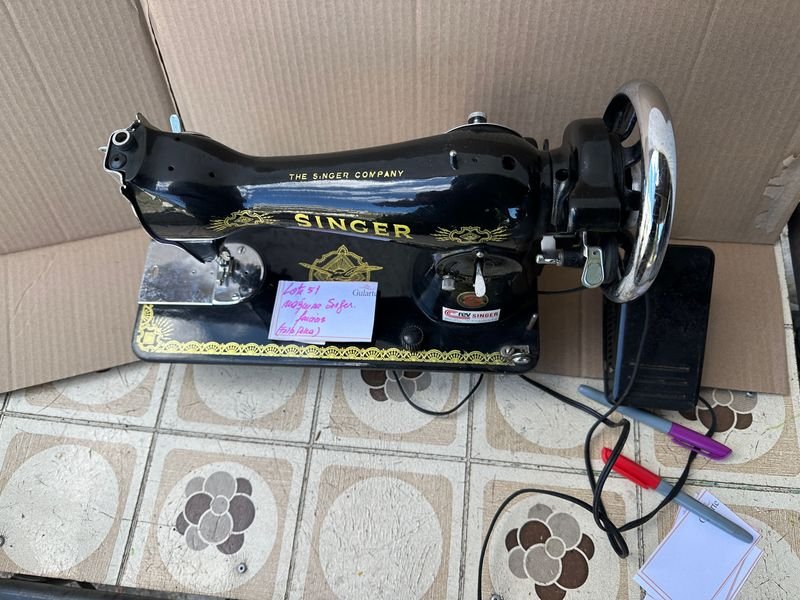 Maquina de coser Singer con Motor, falta correa - imagen 3
