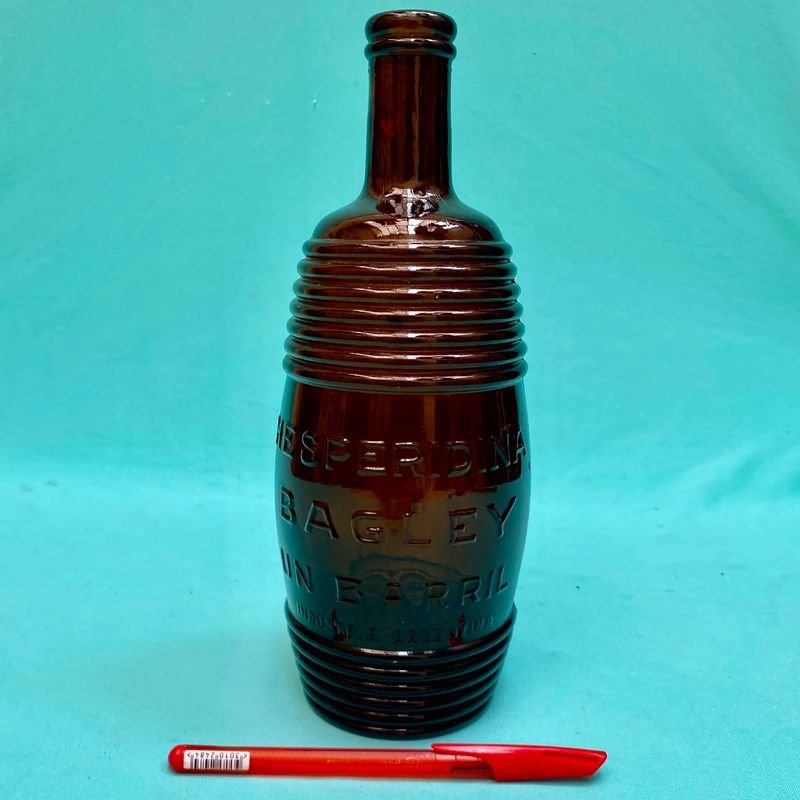 Antigua botella de Hesperdina botella Bagley. Altura 25 cm.