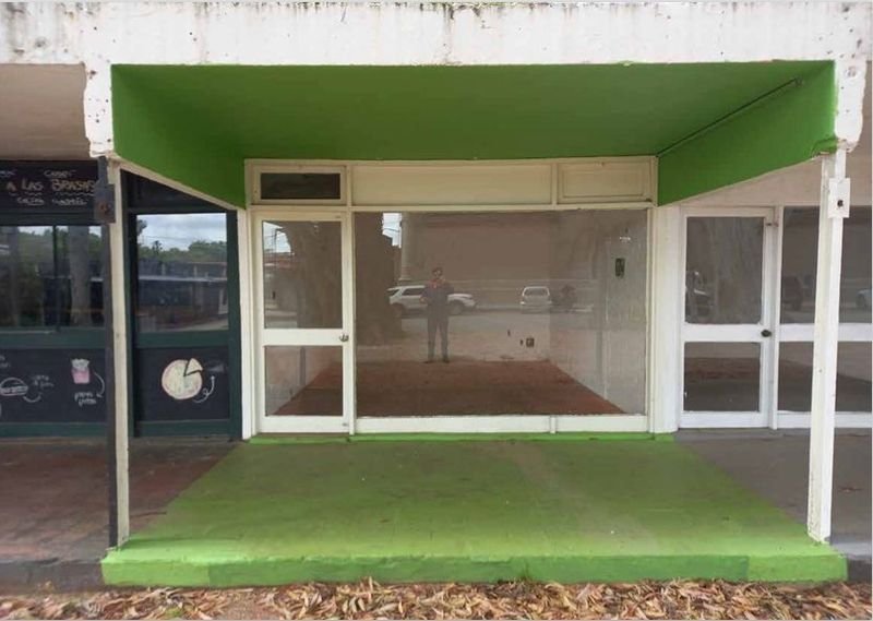 Item 893981 - Image 0