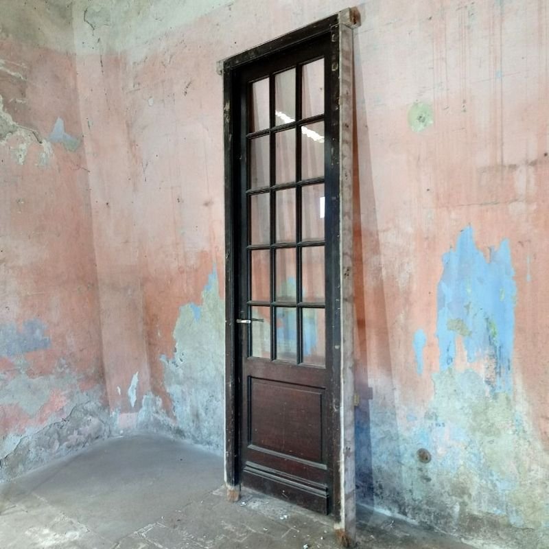 Puerta antigua colonial con vidrio y tablero de pinotea - imagen 2