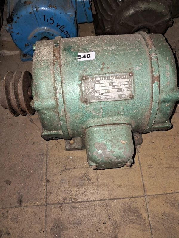 Motor Eléctrico Trifásico Vintage CGE