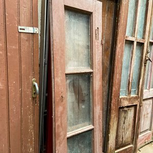 Lote de 3 piezas: Puerta de madera lambriz y 2 ventanas con postigos - imagen 5