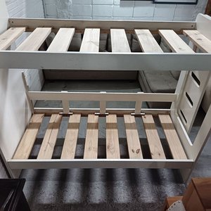 Cama Cucheta Blanca Moderna - imagen 2
