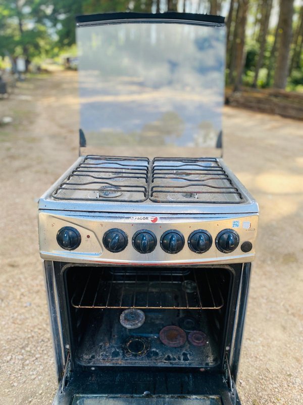 Cocina Fagor gris para venta en subasta - imagen 2