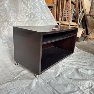 Rack de tv u otro uso con medidas en foto, muy buen estado y buena madera - imagen 4
