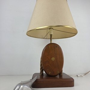 Lote anterior: Lámpara Rústica de Madera con Polea y Cuerda