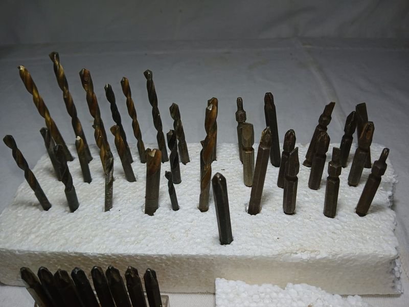Lote de Mechas y Puntas para Herramientas Varias