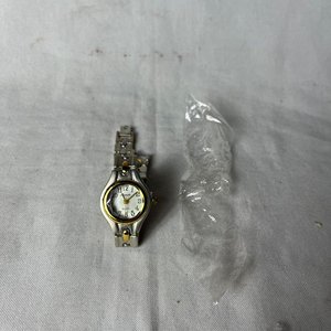Reloj de Pulsera Dama Nuevo Sin Uso - imagen 2