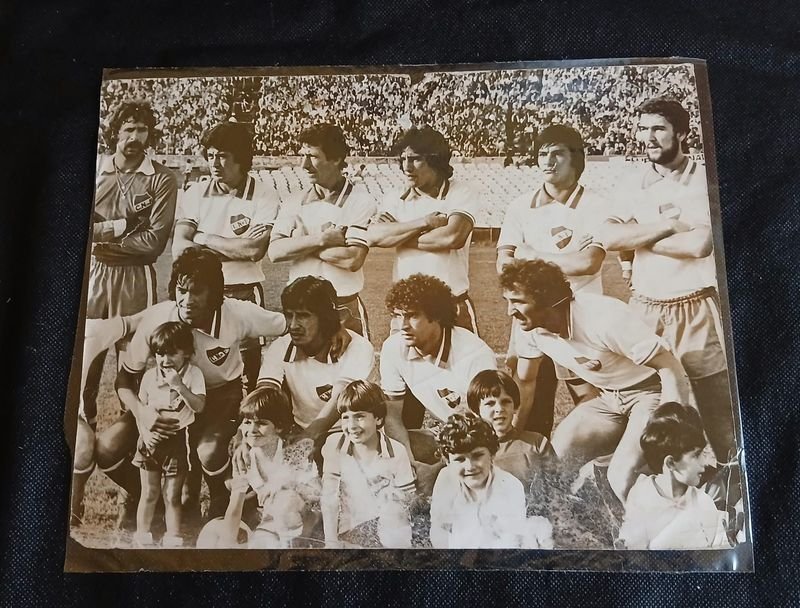 Fotografía de Época: Plantel Completo Club Nacional de Football