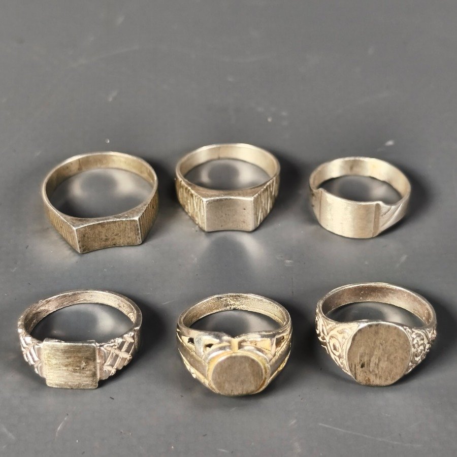 Item 16301 - Image 1