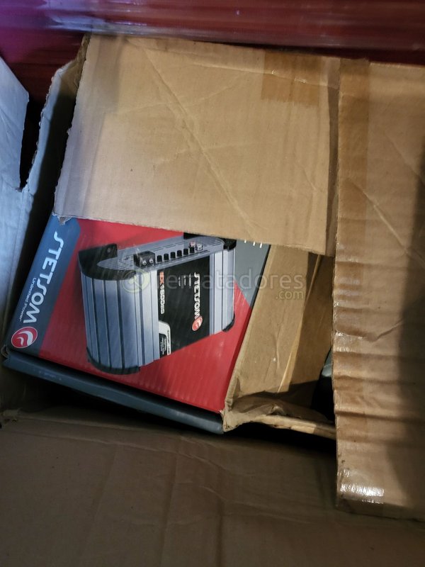 Amplificador Stetson y Parlantes SHI en Caja - imagen 1