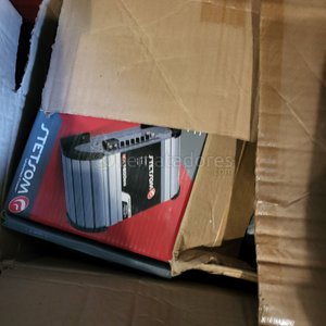 Amplificador Stetson y Parlantes SHI en Caja - imagen 1