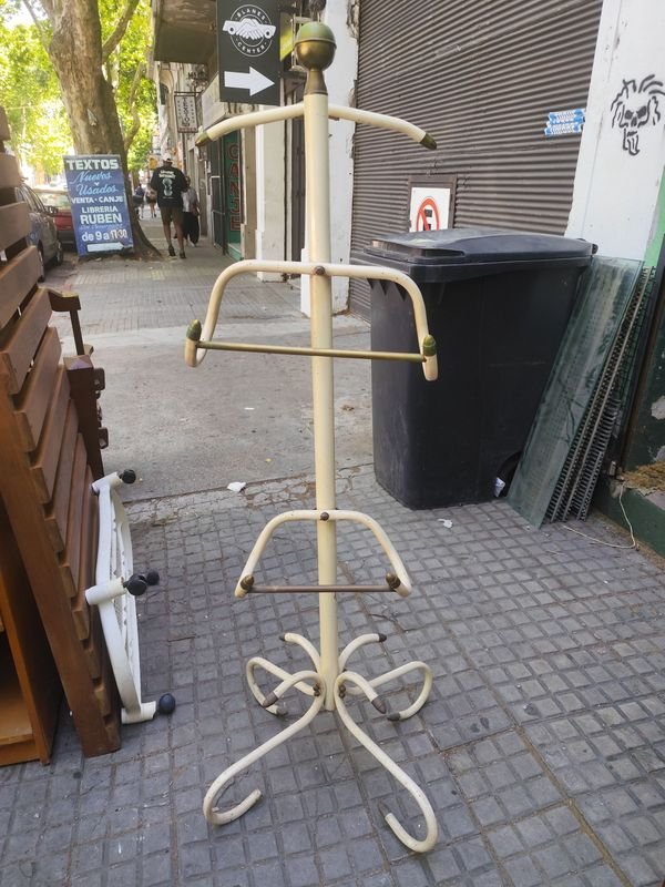 Item 841883 - Image 1