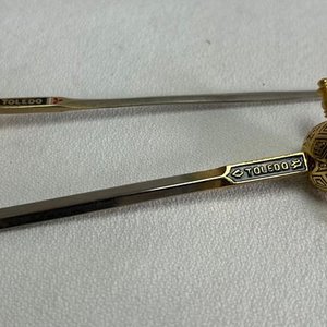 Dos Abrecartas Estilo Espada Antigua, Toledo, 13cm - imagen 4