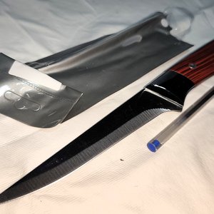 Cuchillo de Deshuese Profesional con Mango Remachado - imagen 2