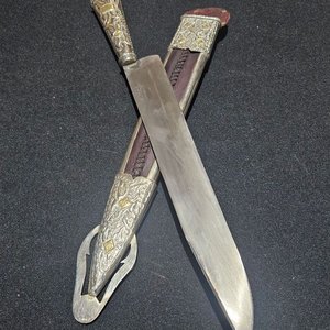Cuchillo de Hoja Larga con Vaina Decorada Estilo "Picasso" - imagen 8