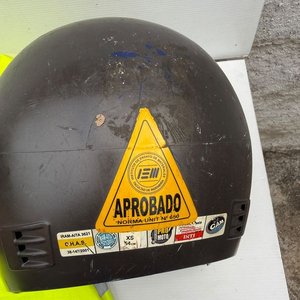 Dos Cascos de Moto y Chaleco Reflectivo Talle XXXL - imagen 6