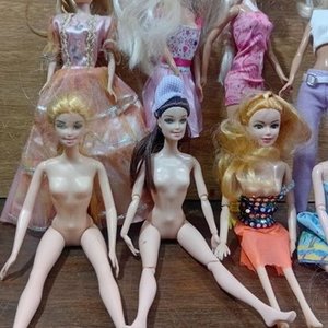 Lote de 9 Muñecas Estilo Barbie y Sirena - imagen 7