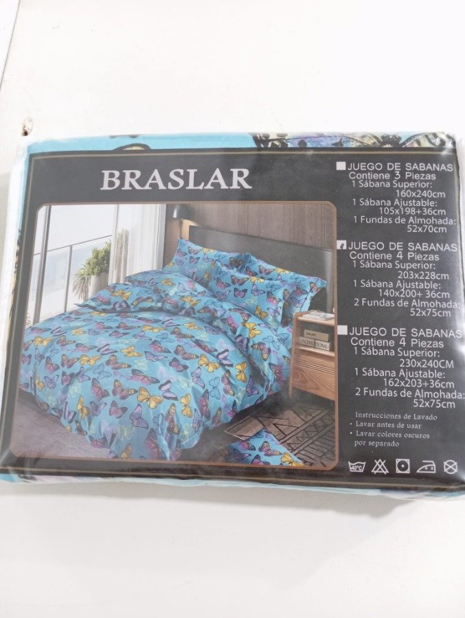 Lote siguiente: Sábanas de cama con diseño de mariposas