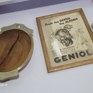 Lote de 11 piezas: Bandeja Marquetería, Cofre Tallado, Cuadro Geniol y Más - imagen 7