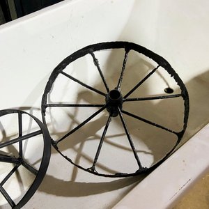 Cuatro ruedas de hierro diferentes van de 36 a 62  cm de diametro con detalles - imagen 5