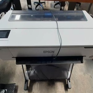 Lote siguiente: Plotter Epson Blanco