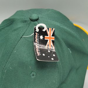 Gorra Visera Australia Verde con Bordado Amarillo y Ajuste Posterior - imagen 4