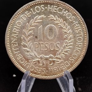 Moneda de Plata Uruguaya 10 Pesos "Gaucho" 1961 - 12.5g - imagen 3