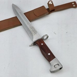 Bayoneta AK-47 URSS con Funda de Cuero - imagen 3