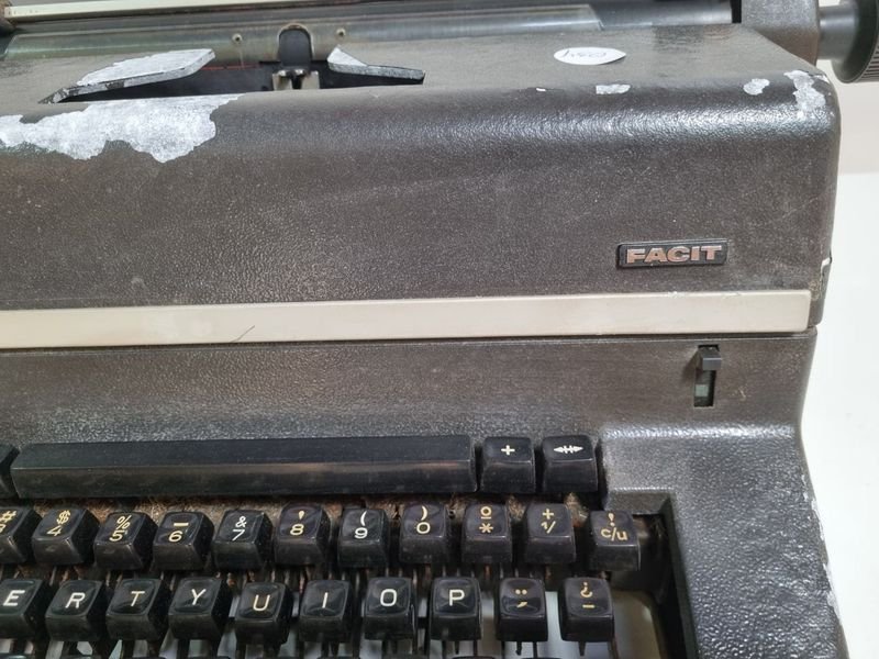 Maquina De Escribir Funcionando Bien - Typewriter en Buen Estado - imagen 3