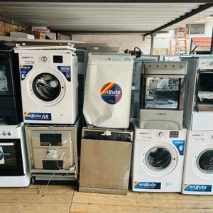 Lote de 4 Cocinas, 4 Lavarropas y 2 Lavavajillas con Averías - imagen 1
