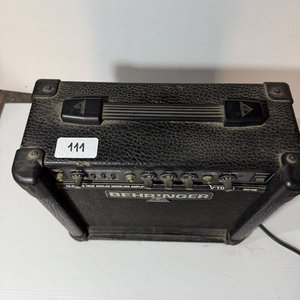 Amplificador Behringer V-Tone GM108 15W True Analog Modeling - imagen 3