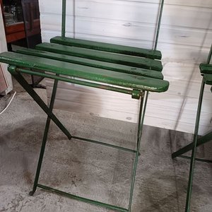 Par de Sillas Plegables Antiguas de Metal y Madera Color Verde - imagen 3