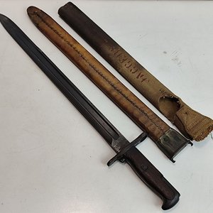 Lote anterior: Bayoneta Springfield 1903 Americana con Vaina de Cuero y Madera